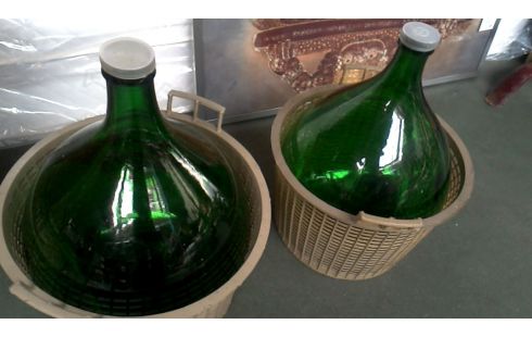 BOTELLA GRANDE VERDE HIELO LA UNIDAD