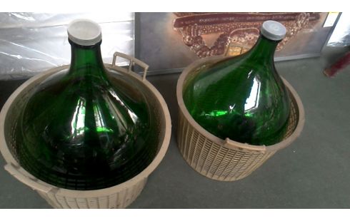 BOTELLA GRANDE VERDE HIELO LA UNIDAD