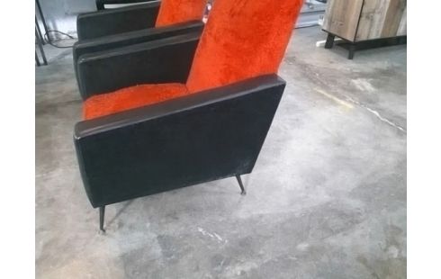 FAUTEUIL VINTAGE NOIRE & ROUGE
