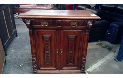 MEUBLE CHENE TETE DE LION