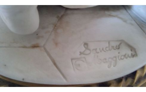 BEELD SANDRO MAGGIONI CAPODIMONTE