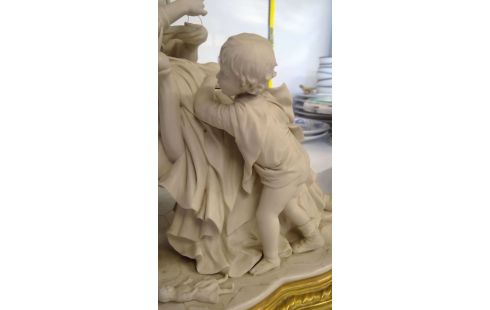 BEELD SANDRO MAGGIONI CAPODIMONTE