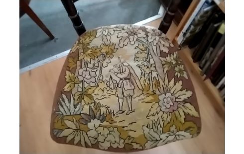 CHAISE ANCIENNE TAPISSERIE MUSICIEN