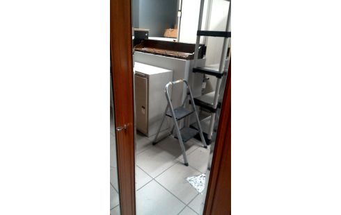 KLEERKAST 6 DEUREN KERSELAAR HULSTA