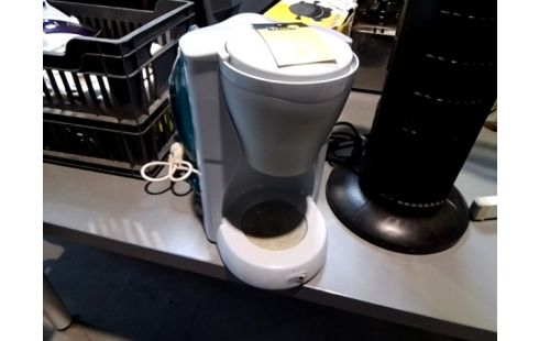 CAFETIERE ELECTRIQUE BLANCHE