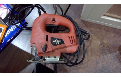 SCIE SAUTEUSE FAIRLINE