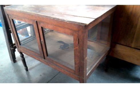 KASTJE OUD HOUT GLAS 2 DEUREN