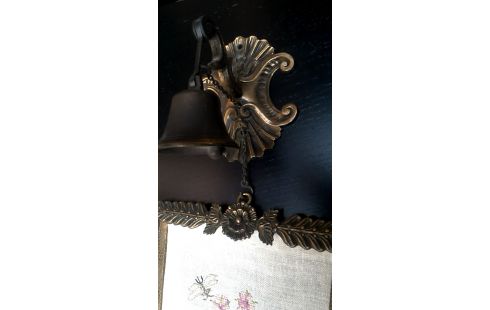 SONNETTE MURAL MET CUIVRE, , DRAP BRODE