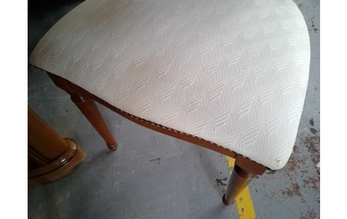 SALLE A MANGER ITALIENNE BRUNE CHAISE EN L'ÉTAT