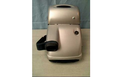 KAMERA <POLAROID> 600 INKL. FILM