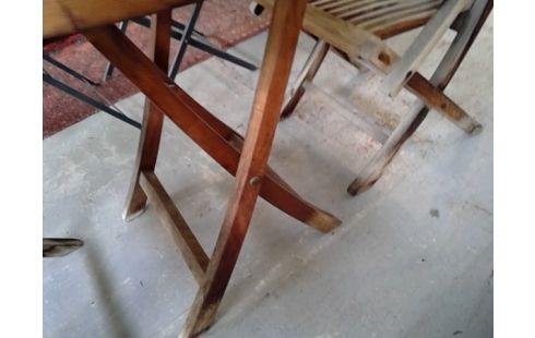 TABLE RONDE TEAK A RAFRAICHIR