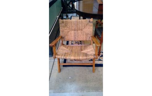 HOLLYWOOD WILD STRO ODE DESIGN