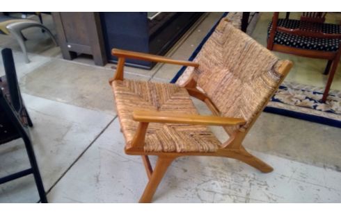 HOLLYWOOD WILD STRO ODE DESIGN