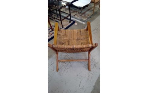 HOLLYWOOD WILD STRO ODE DESIGN