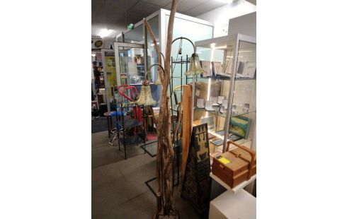 LAMPADAIRE BOIS FLOTTÉ