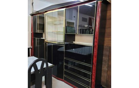 MEUBLE MURAL NOIR ET DORE