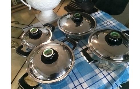 LOT DE 4 CASSEROLES AMC AVEC THERMOSTAT
