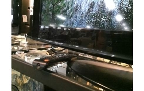 TELEVISEUR LCD SAMSUNG 81CM TNT HD