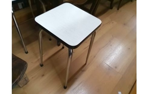 TABOURET FORMICA BLANC