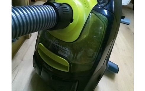 ASPIRATEUR MOULINEX VERT