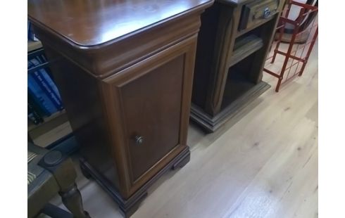 CHEVET STYLE LOUIS PHILIPE