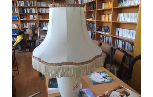 LAMPE BLANCHE FLORALE