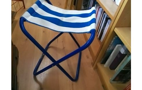 SIEGE DE CAMPING BLEU ET BLANC