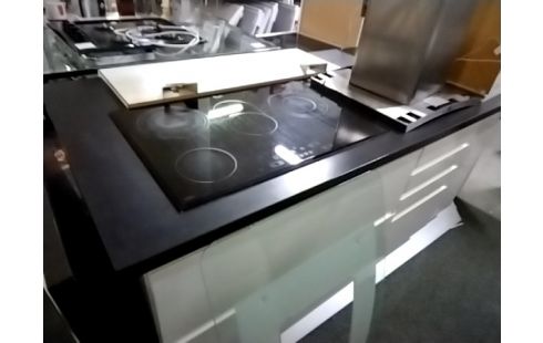 CUISINE EQUIPEE LAQUÉ BLANCHE