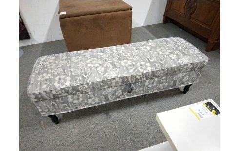 COFFRE BOUT DE LIT IKEA