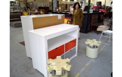 MEUBLE APPOINT LAQUÉ BLANC   H 94 CM