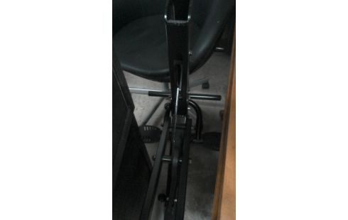 APPAREIL  DE   MUSCULATION