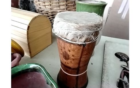 INSTRUMENTS DE MUSIQUE