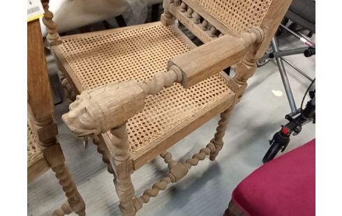 FAUTEUIL CHENE CANNAGE TETE DE LION