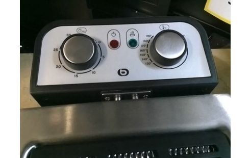 FRITEUSE ESSENTIEL B