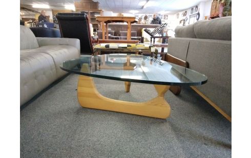 TABLE BASSE ISAMU NOGUCHI