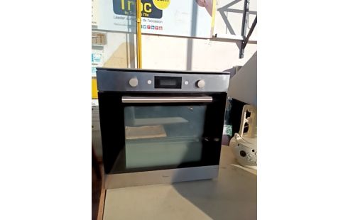 FOUR ENCASTRABLE WHIRLPOOL ACCRSV