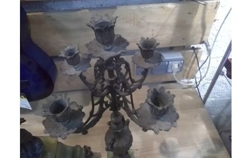 HORLOGE REGULE + CHANDELIERS