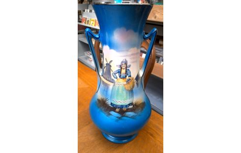 VASE BLAU PORZELLAN