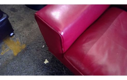 SOFA CUIR ROUGE