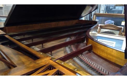 PIANO ERARD QUART DE QUEUE