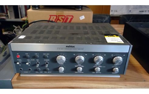 AMPLIFICATEUR REVOX B750 MK2