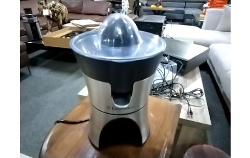 PRESSE AGRUMES ELECTROLUX