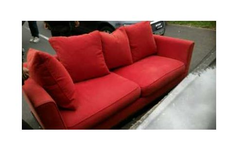 CANAPE ROUGE TISSU ITALIEN