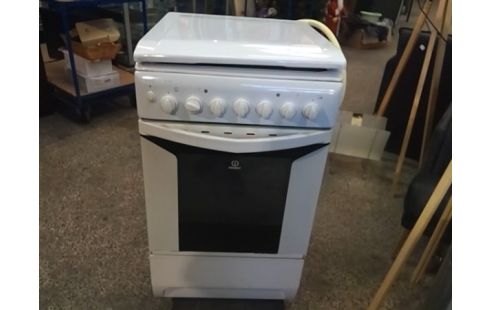 GAZINIERE MIXTE INDESIT