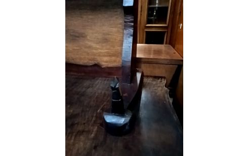 BUFFET VAISSELIER TRIDENTS ET CHEVAUX CLÉS