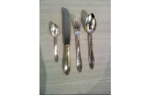 BESTECKSET 24-TLG. G.R.90 +BESTECKKASTEN