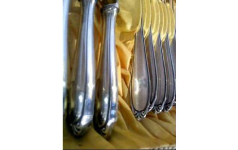 BESTECKSET 24-TLG. G.R.90 +BESTECKKASTEN