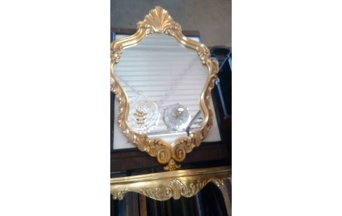 SPIEGEL GOUD ROCAILLE MET TABLET