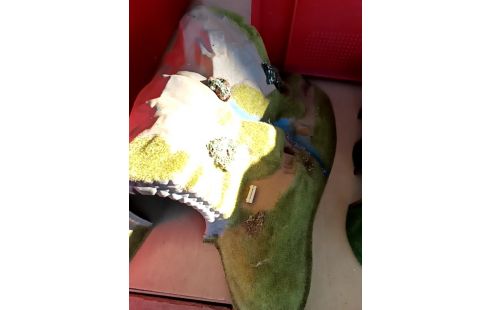 DECORATION TRAIN TUNNEL