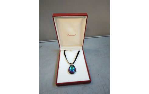 COLLIER BIJOUX PENDENTIF BACCARAT